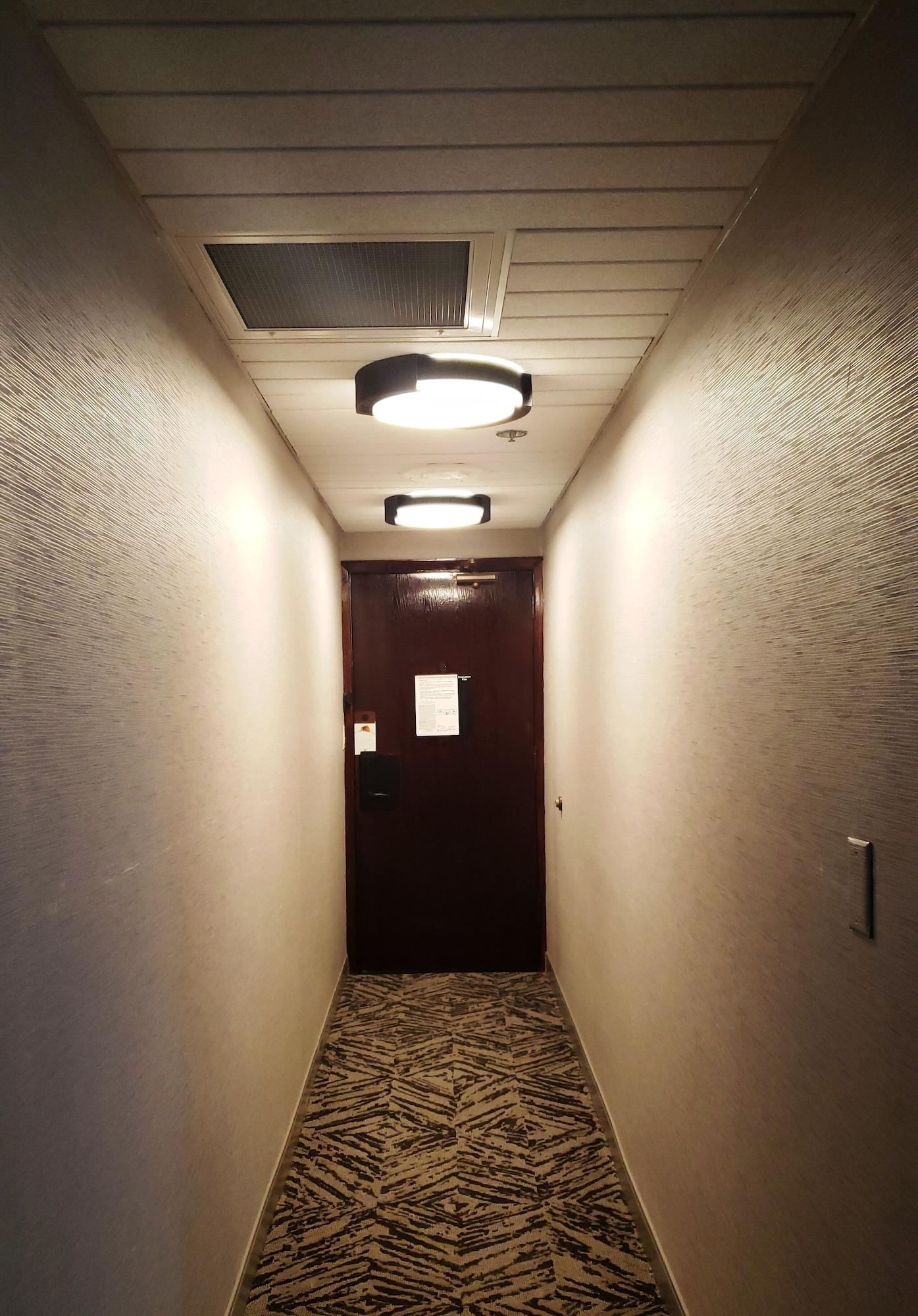Doubletree By Hilton & Executive Meeting Center Omaha-downtown Omaha
